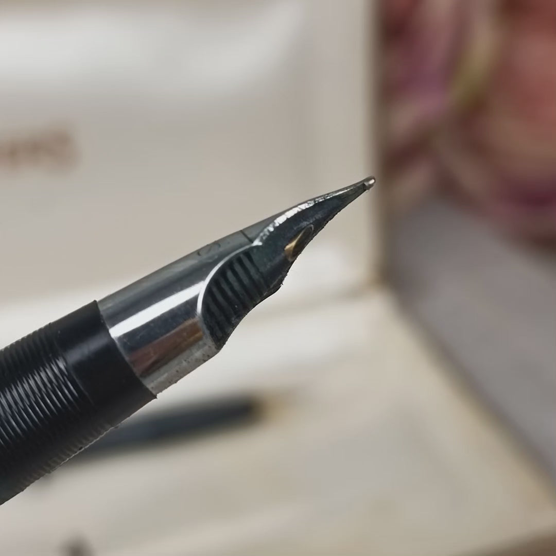 Pluma + Porta Minas "Sheaffer's", año 1953