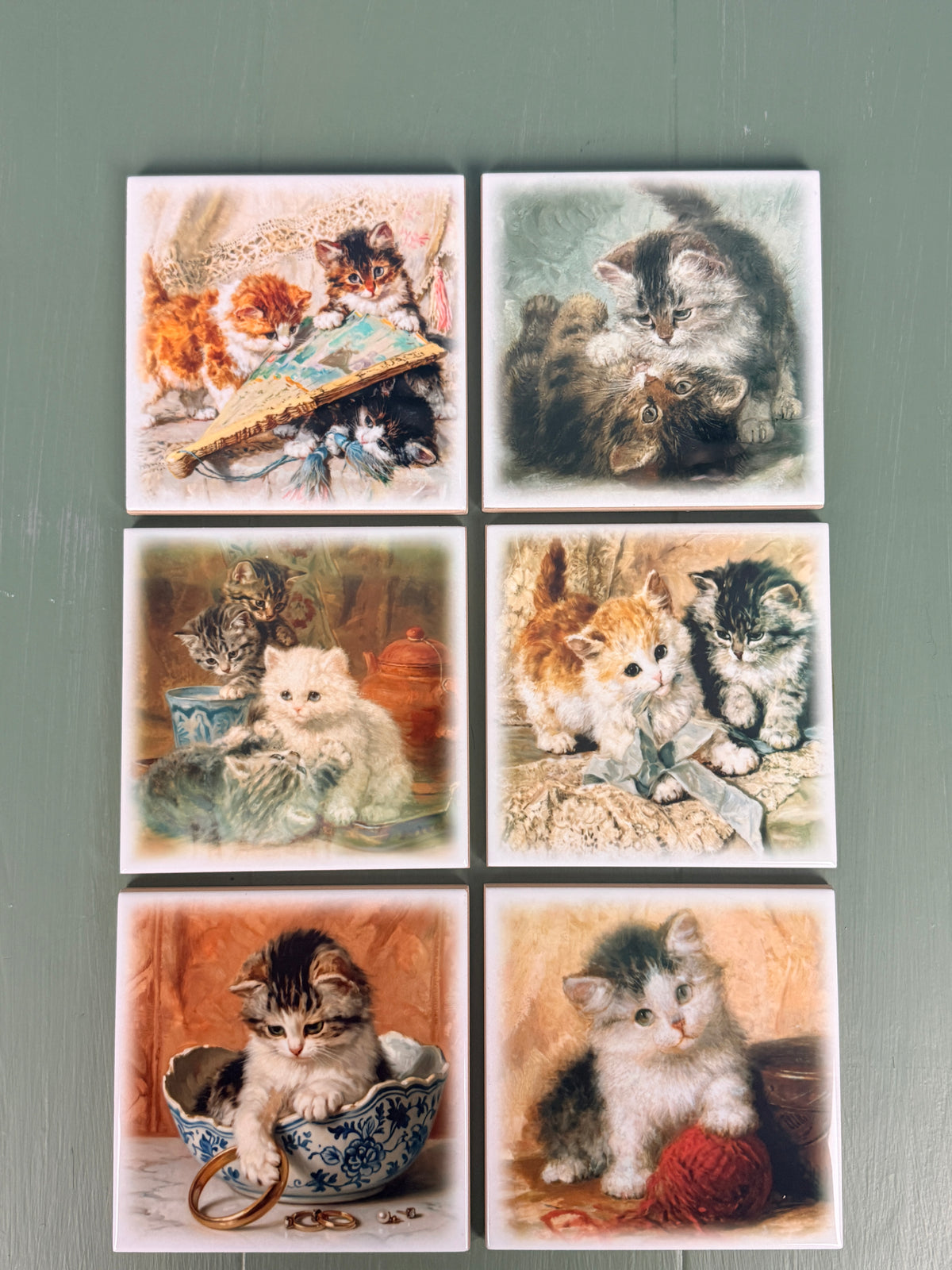 Set de Azulejos “Henriette Ronner-Knip”.