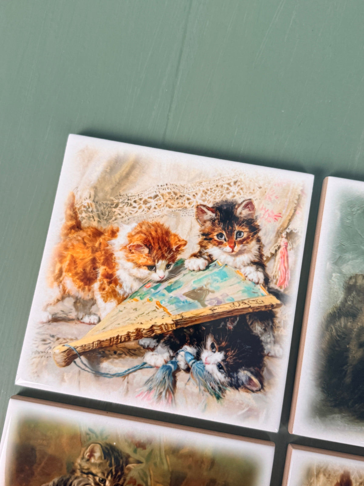 Set de Azulejos “Henriette Ronner-Knip”.