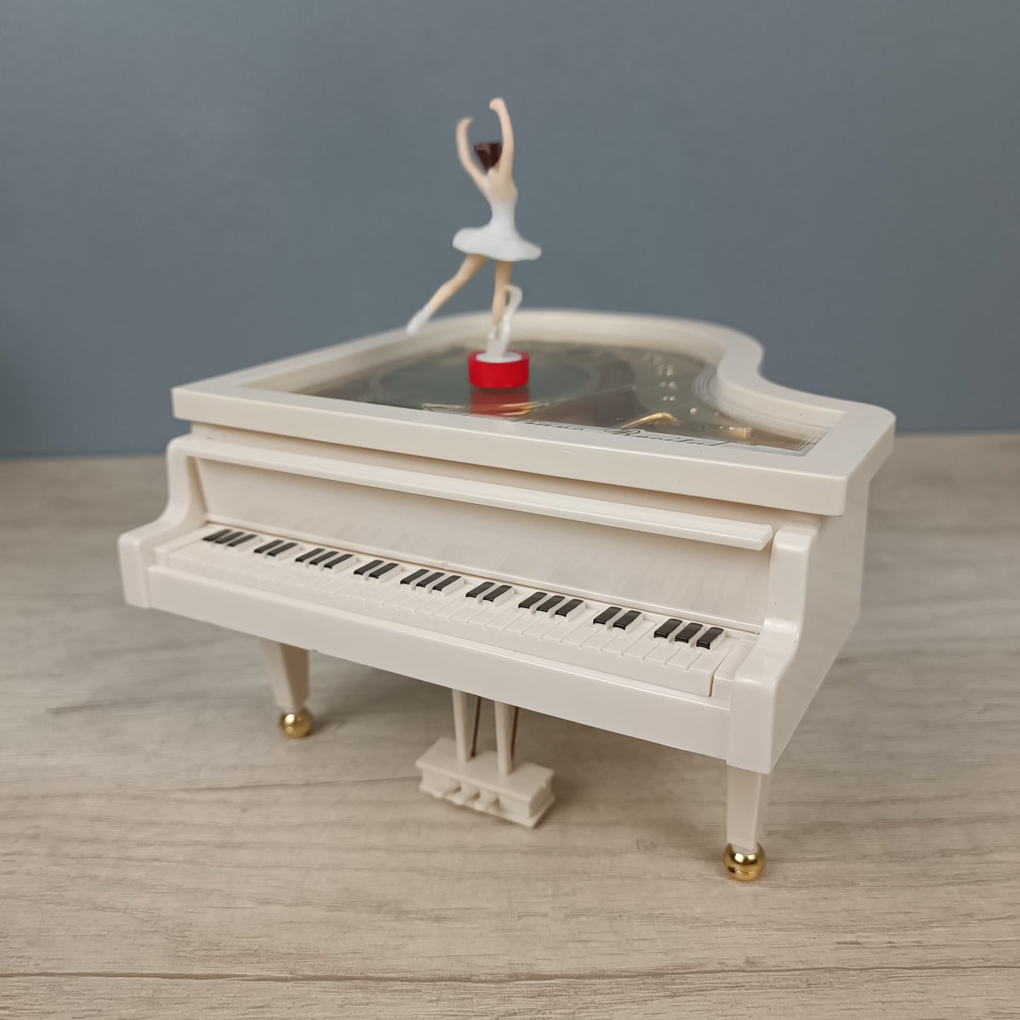 Piano Musical (a cuerda)