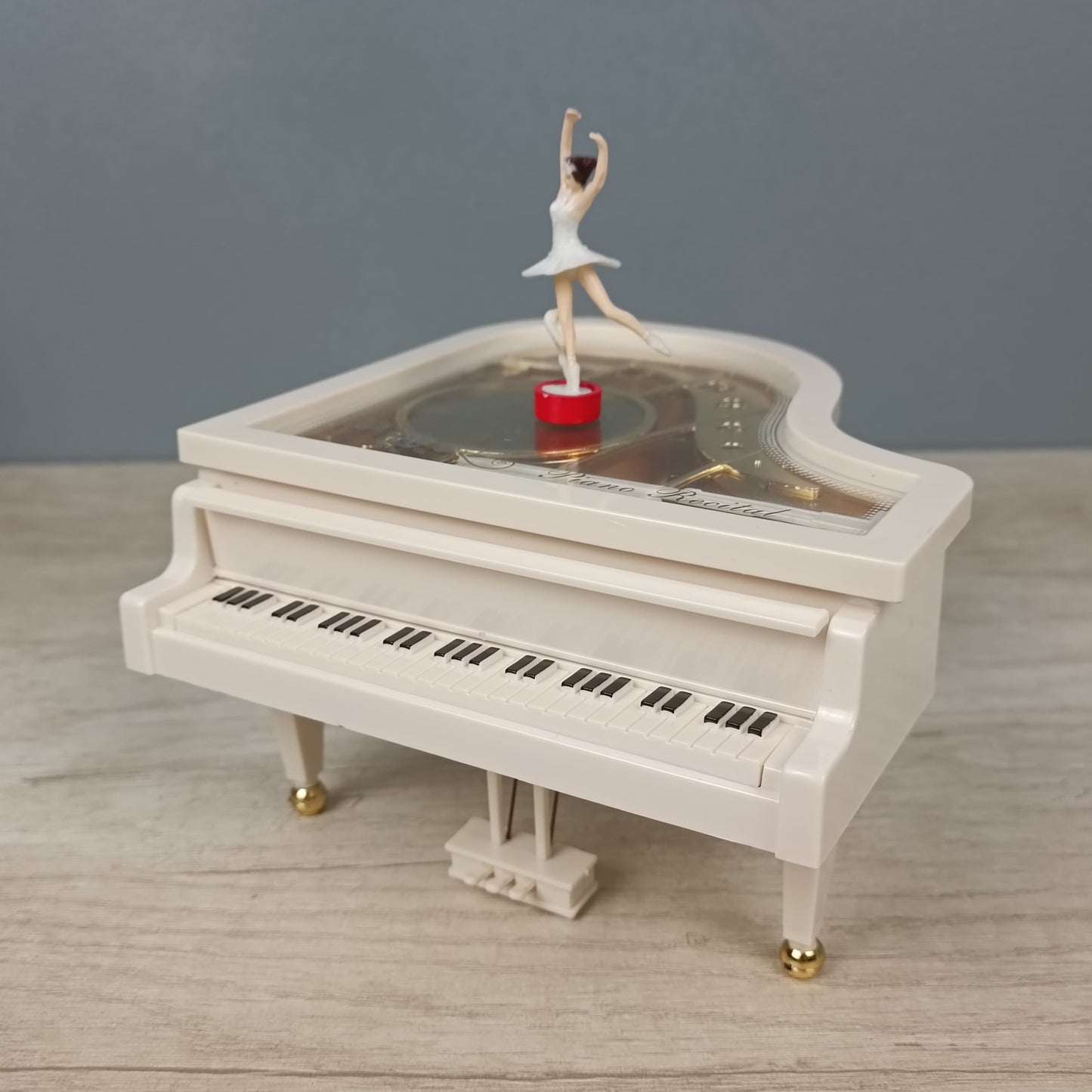 Piano Musical (a cuerda)