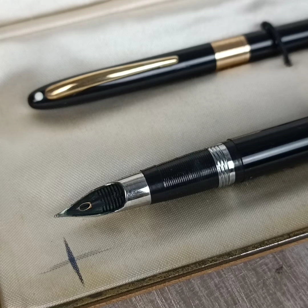 Pluma + Porta Minas "Sheaffer's", año 1953