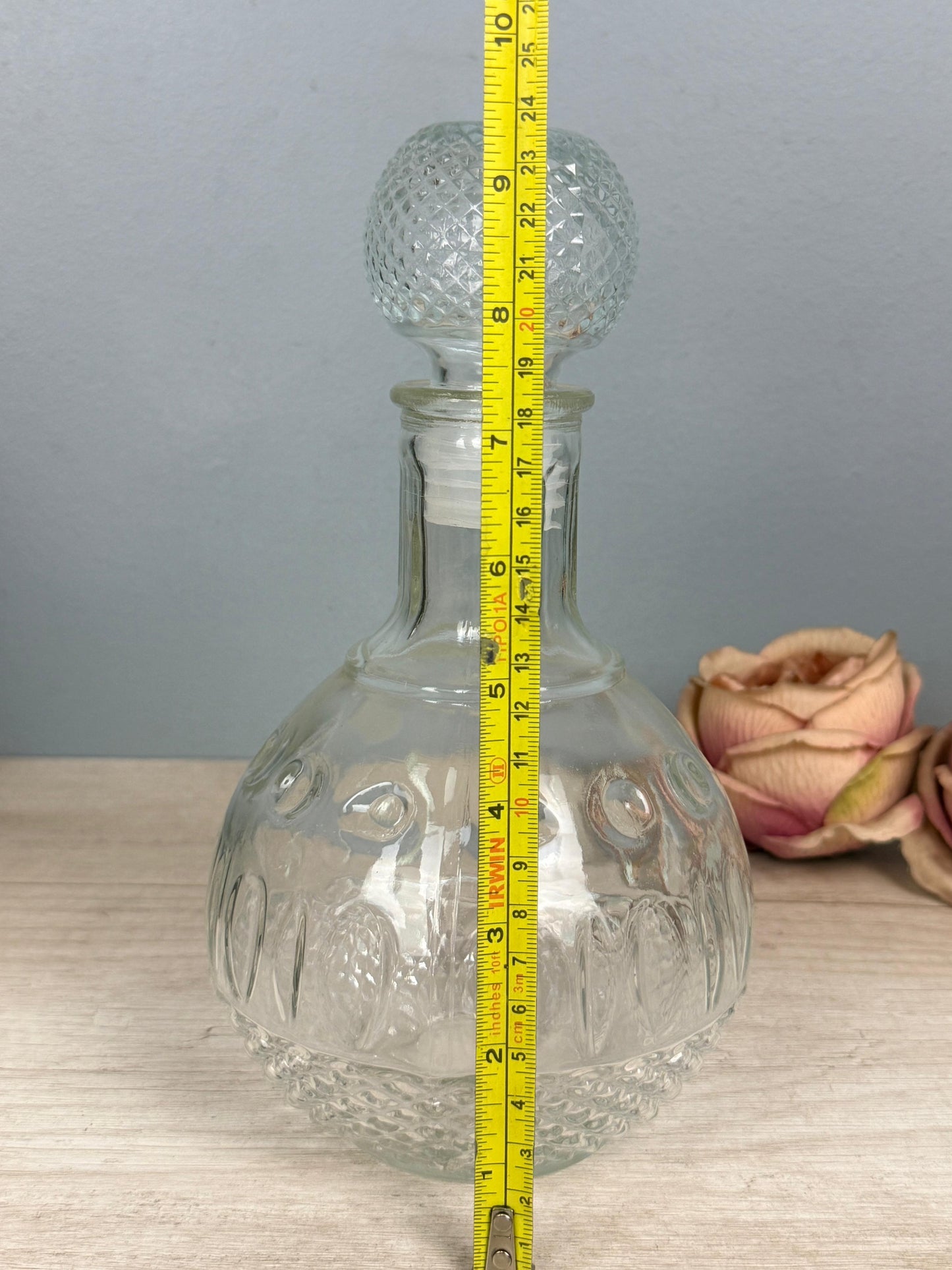 Licorera de Estilo Hobnail