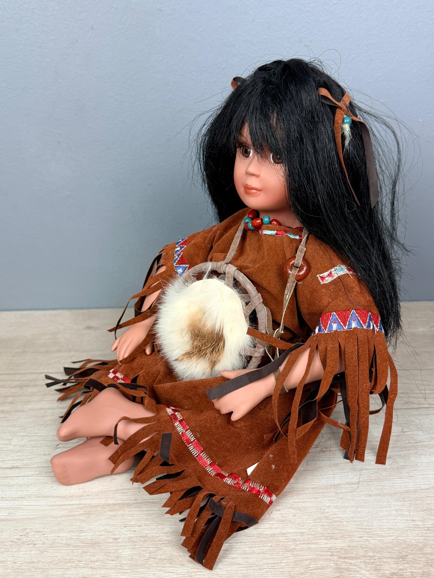 Muñeca de Porcelana de Estilo Étnico, años 90
Ver más ⬇️