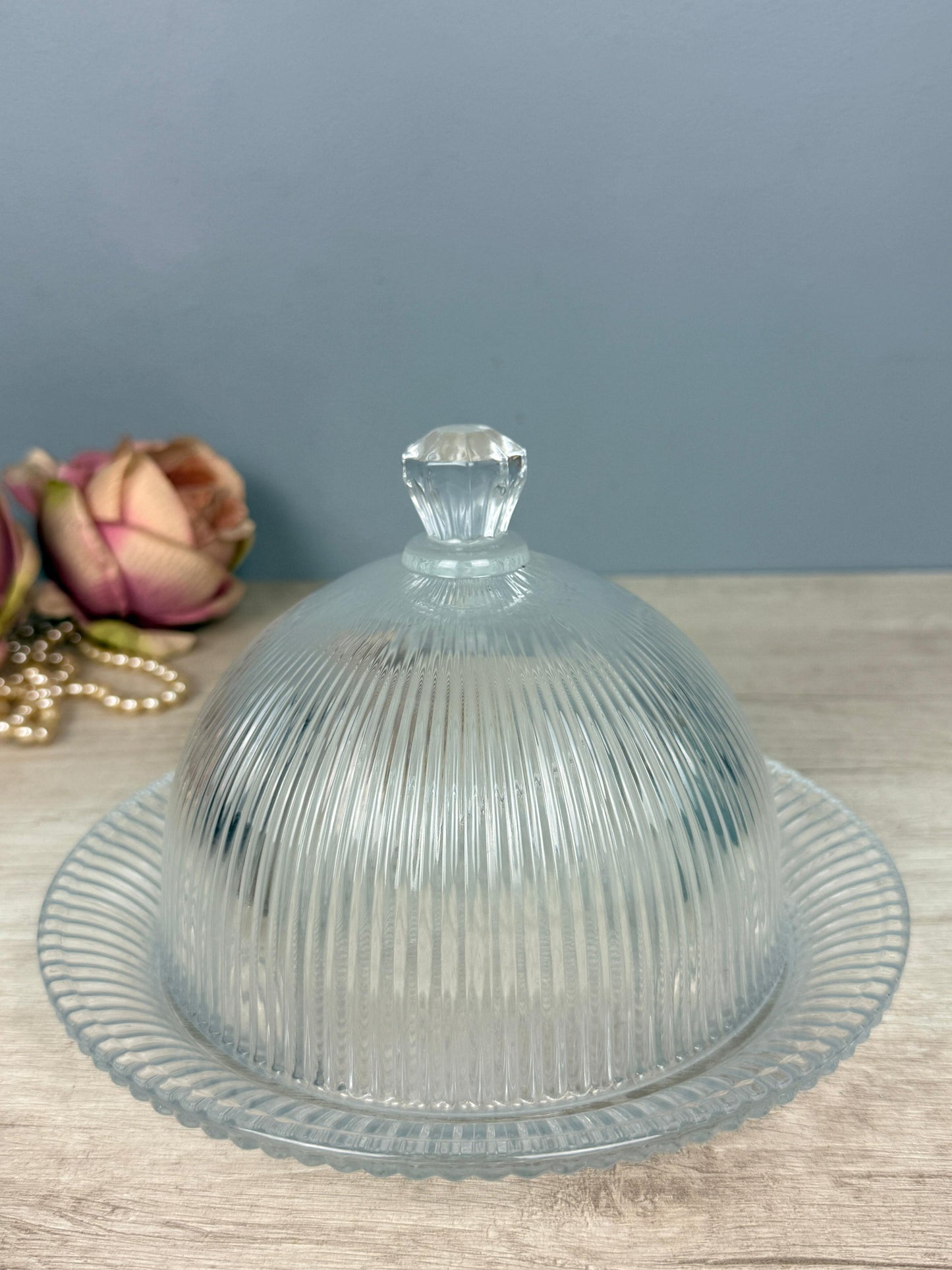 Quesera de Estilo "Ribbed glass", Retro