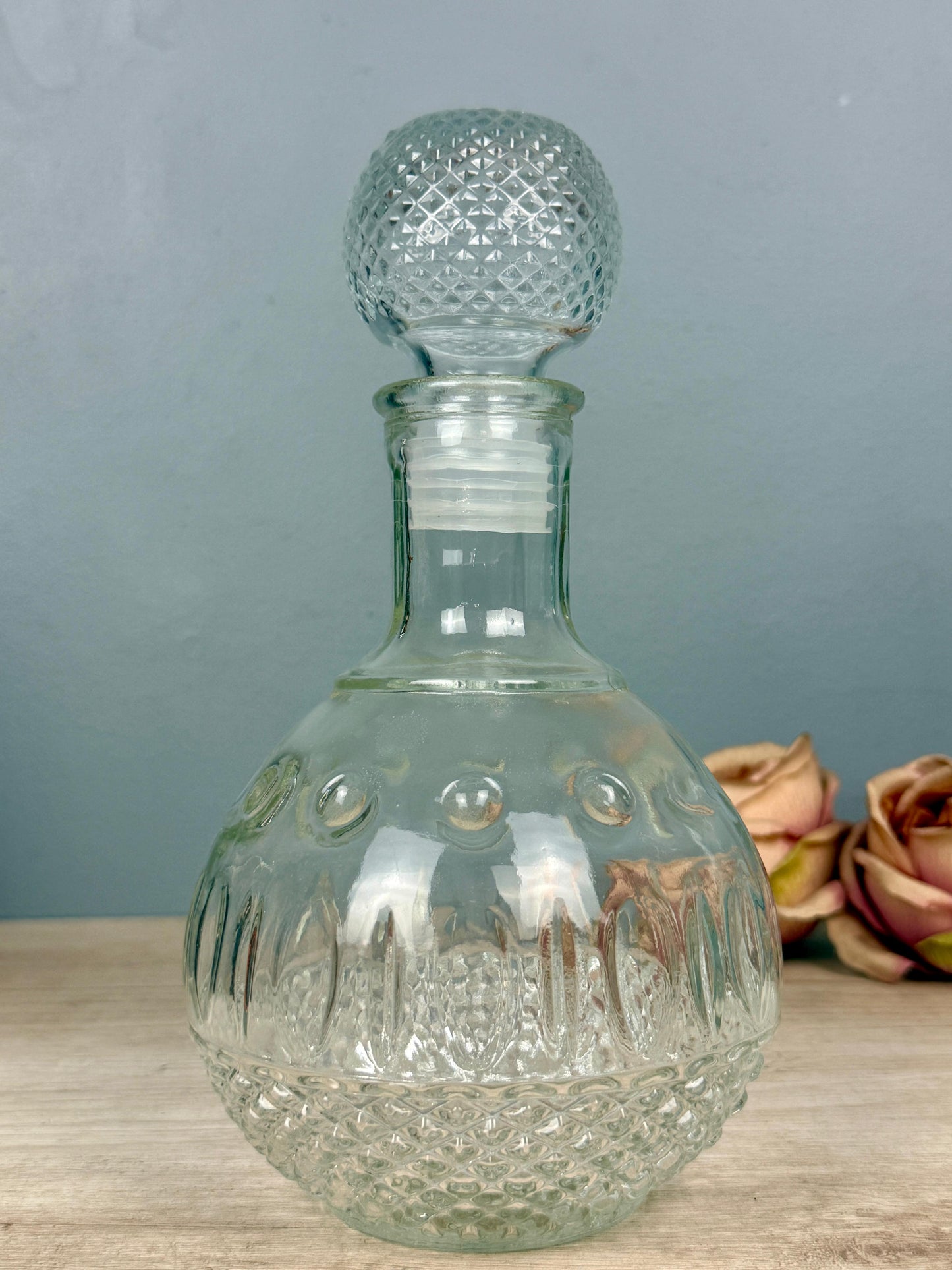 Licorera de Estilo Hobnail