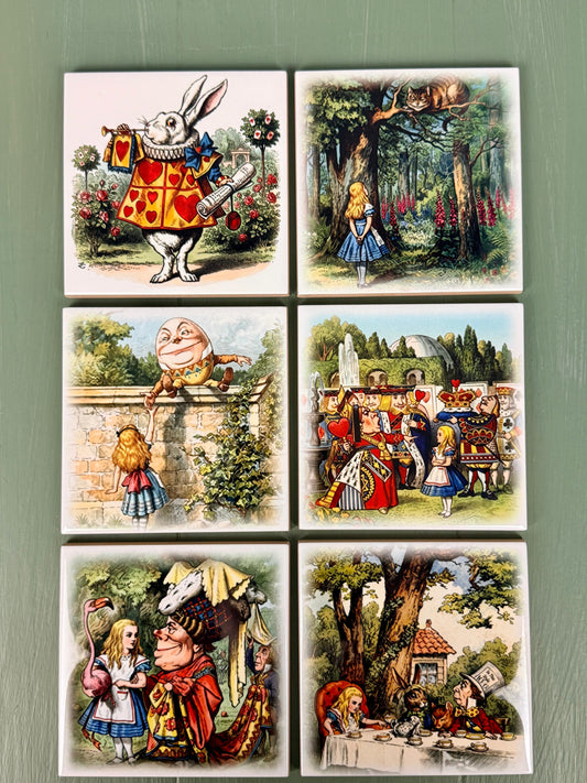 Set de Azulejos “Alicia en el País de las Maravillas”