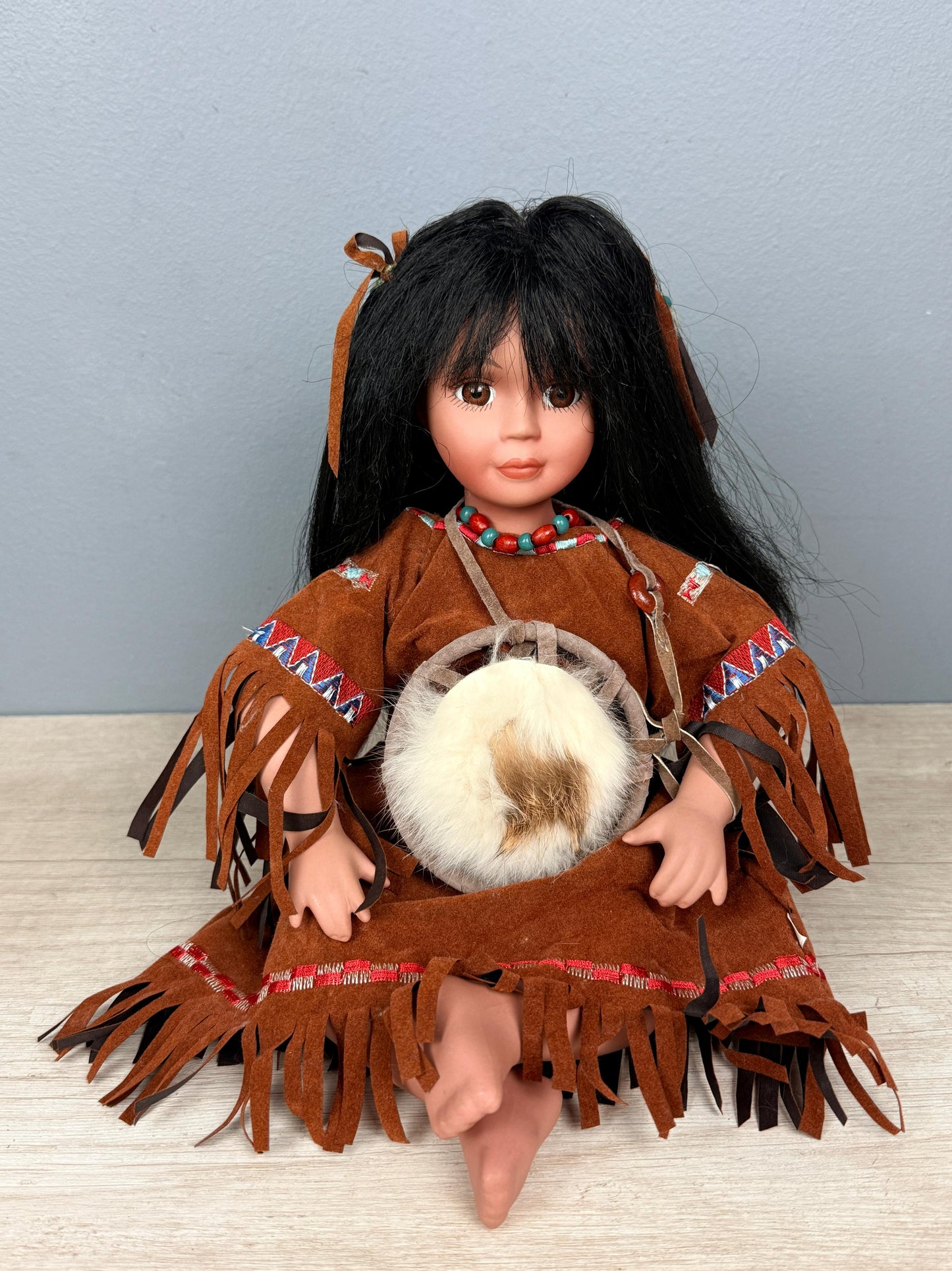 Muñeca de Porcelana de Estilo Étnico, años 90
Ver más ⬇️