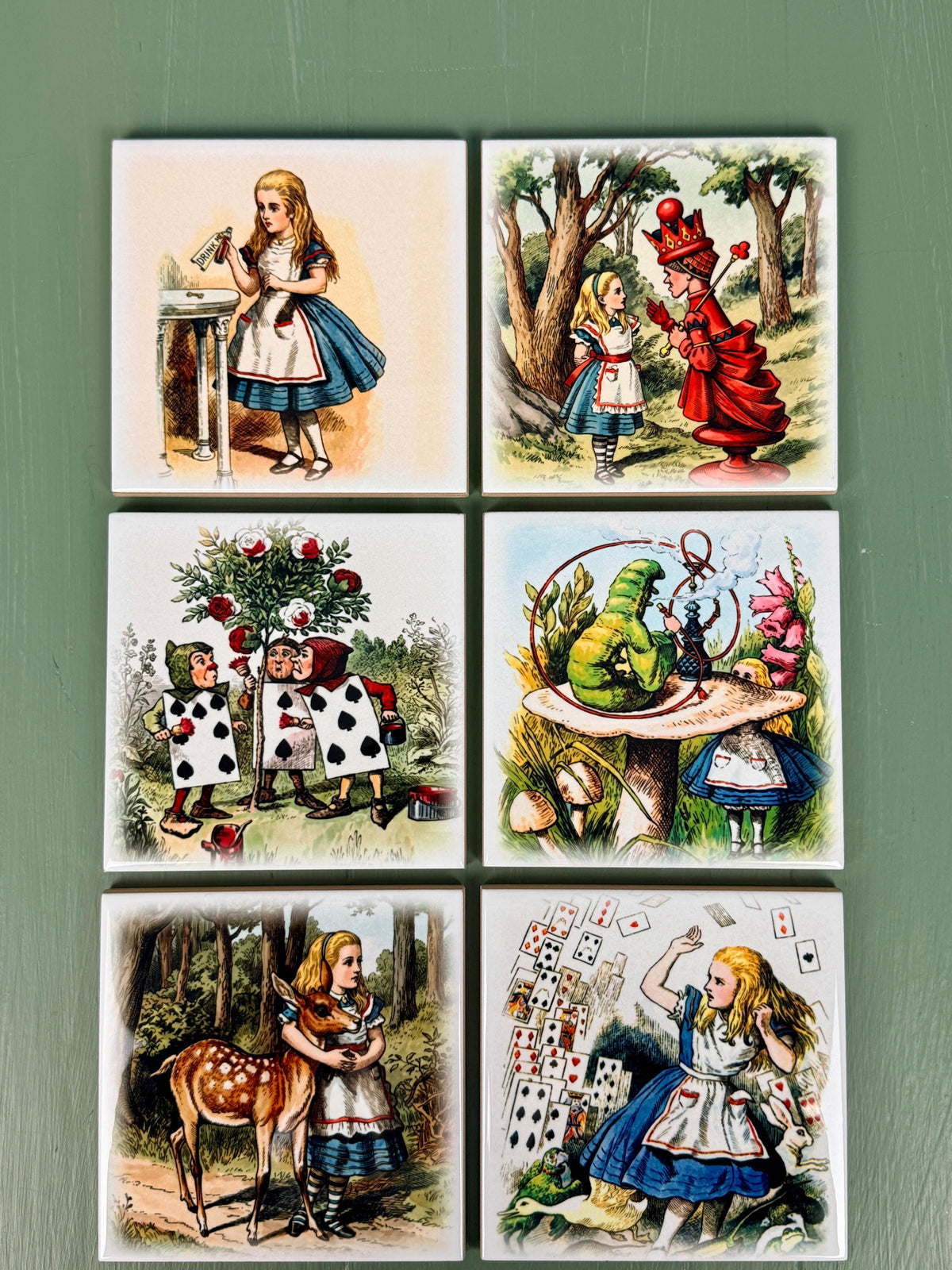 Set de Azulejos “Alicia en el País de las Maravillas ”